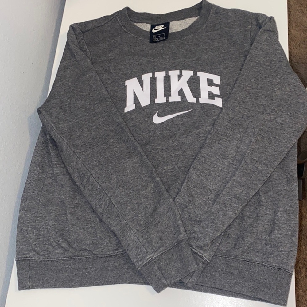 Nike sweatshirt